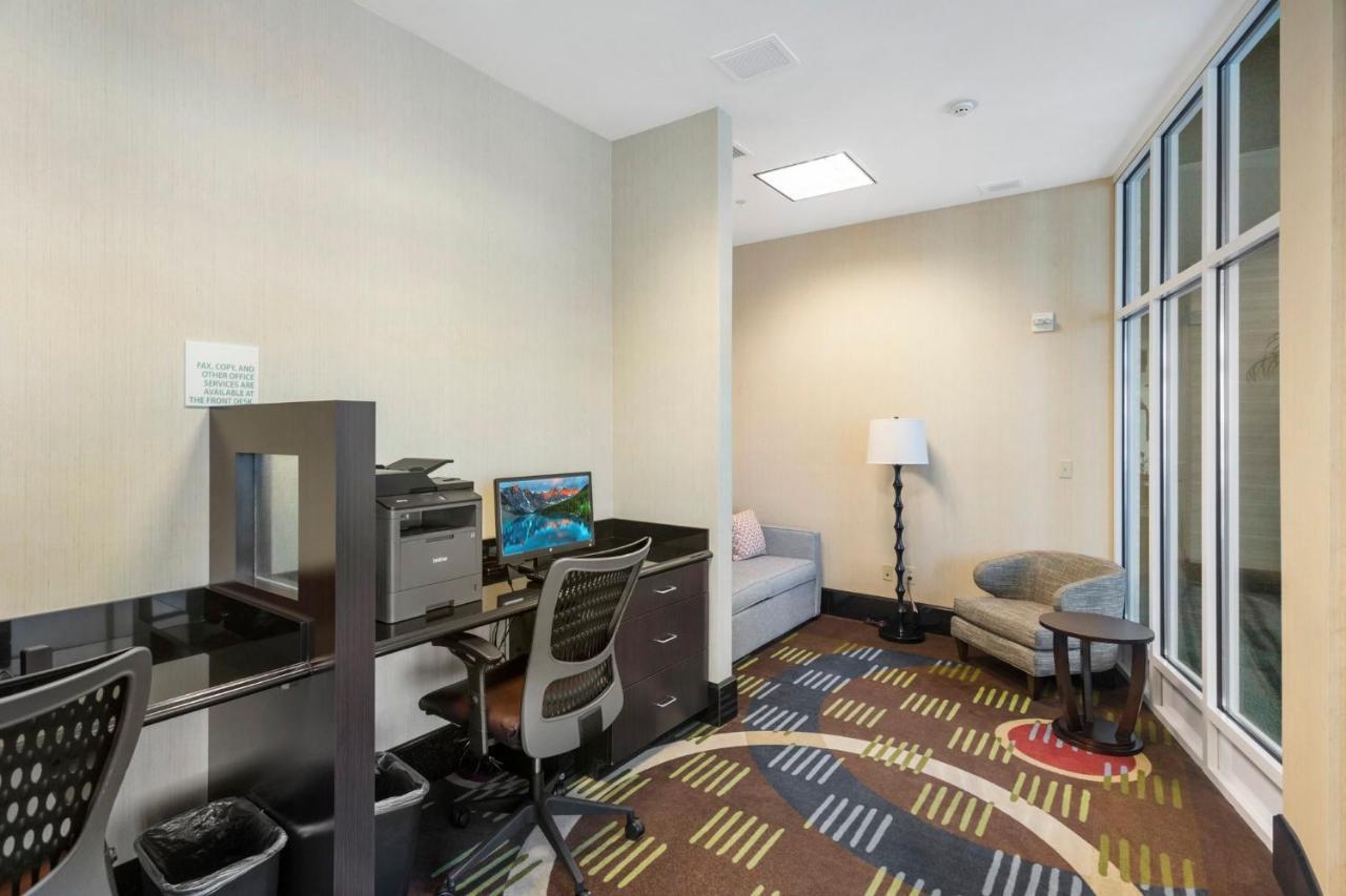 Holiday Inn Hotel & Suites Waco Northwest By Ihg Bellmead Exterior photo