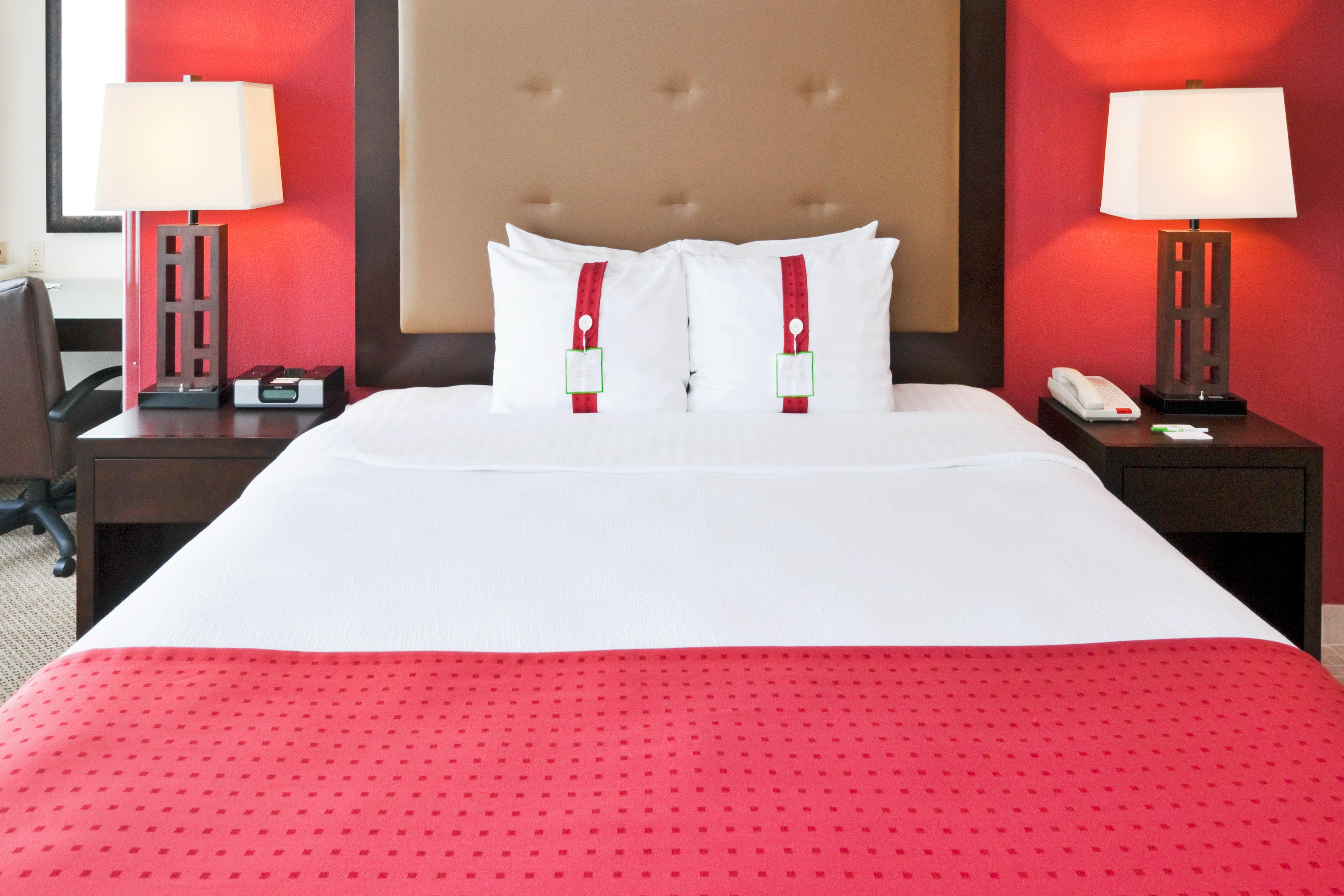 Holiday Inn Hotel & Suites Waco Northwest By Ihg Bellmead Exterior photo