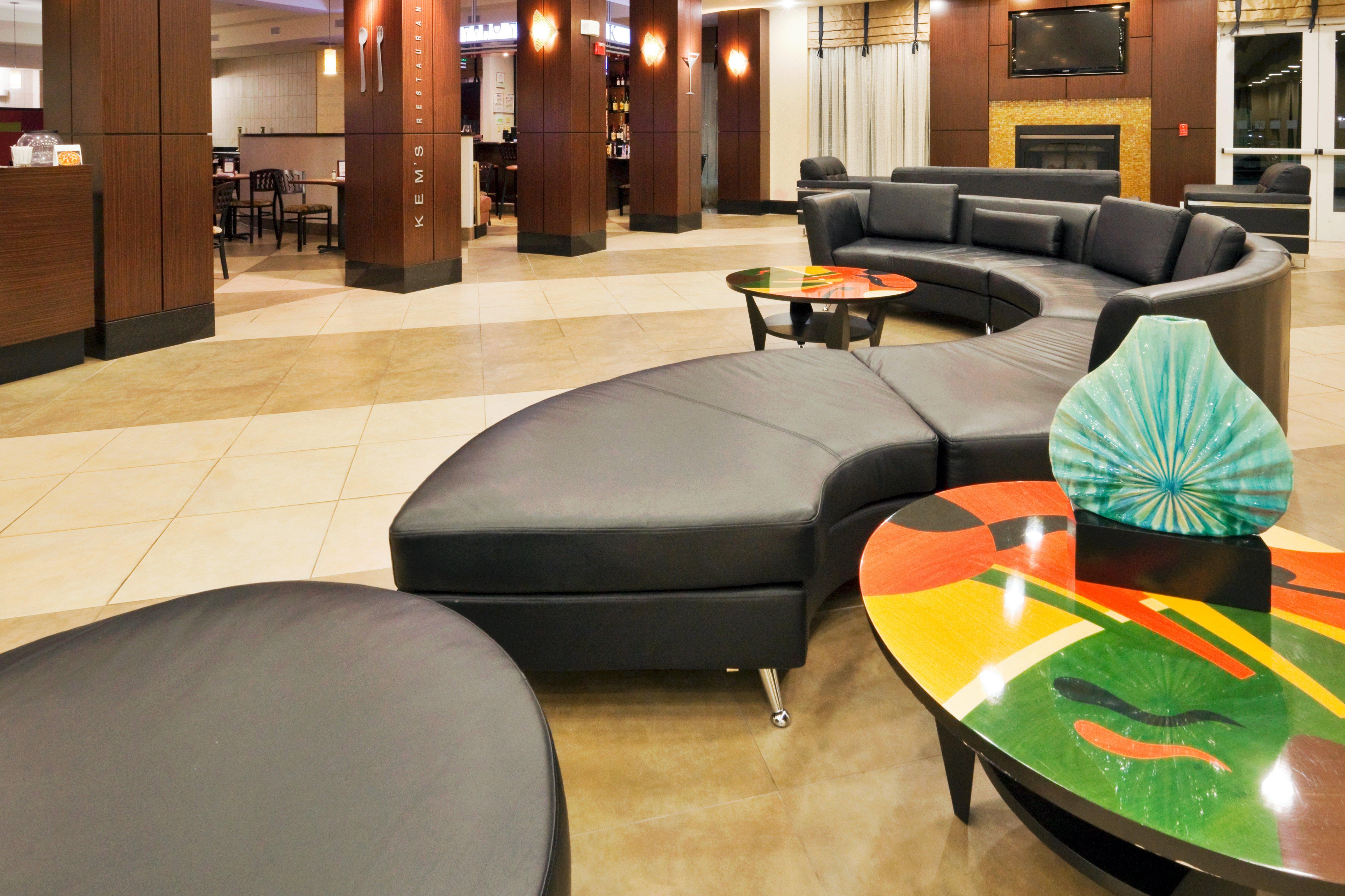 Holiday Inn Hotel & Suites Waco Northwest By Ihg Bellmead Exterior photo