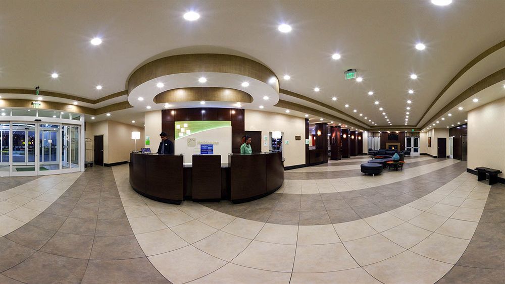 Holiday Inn Hotel & Suites Waco Northwest By Ihg Bellmead Exterior photo